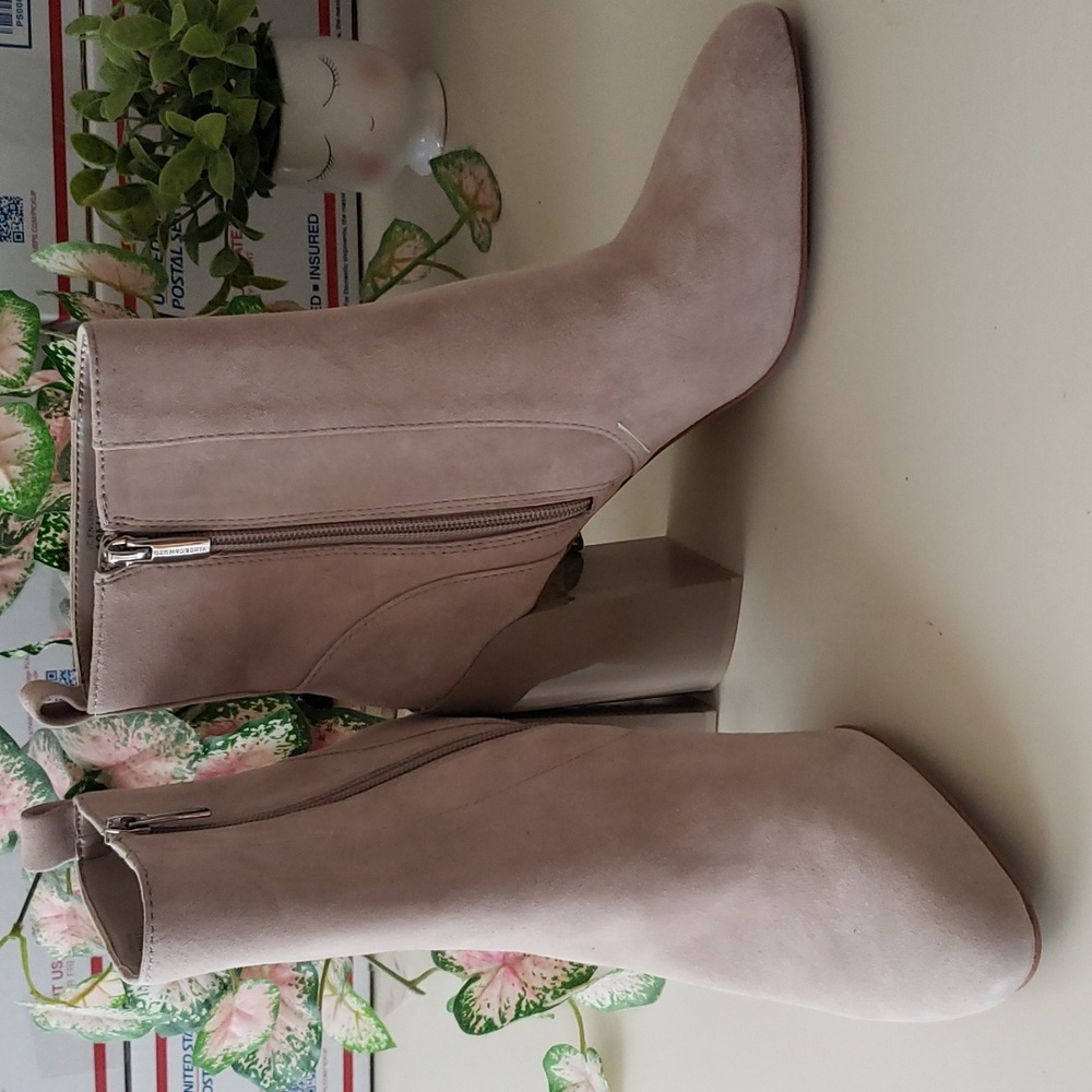 Vince Camuto  ENVERNA Ankle Boot